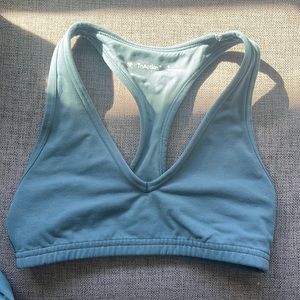 Aritzia tna sports bra